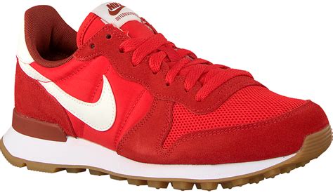 rote nike schuhe 120 euro